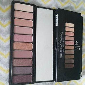 Eyeshadow palette